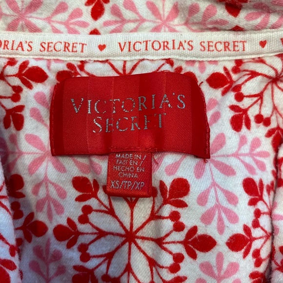 Victoria’s Secret Cotton Pajamas Top and Bottom - Picture 6 of 9